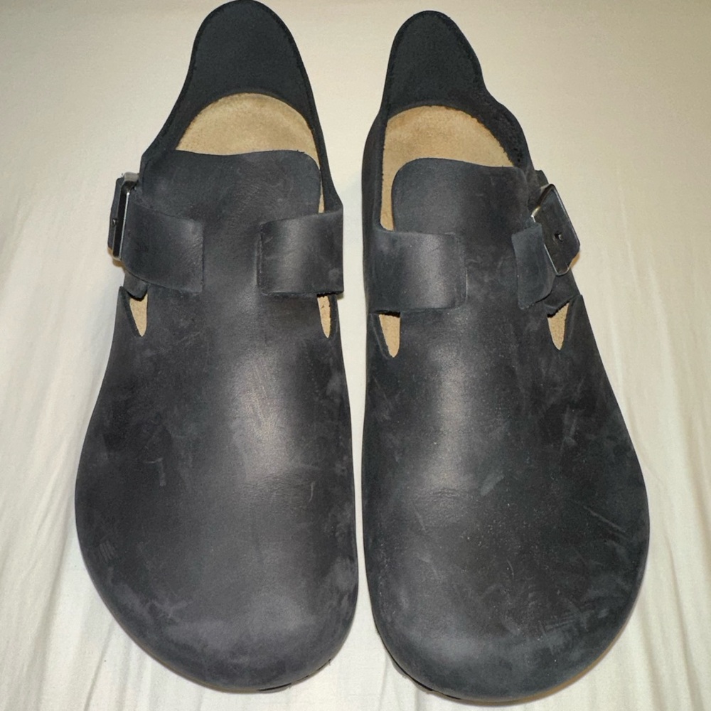 Birkenstock London Black Leather Closed Toe Shoes 39 M 6-6.5 W 8-8.5 worn once